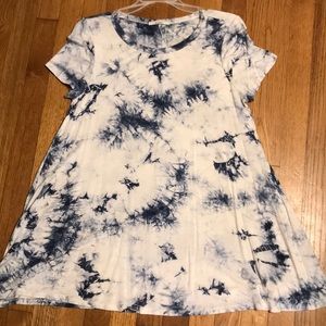 Acemi white & blue tie dye top Size Med